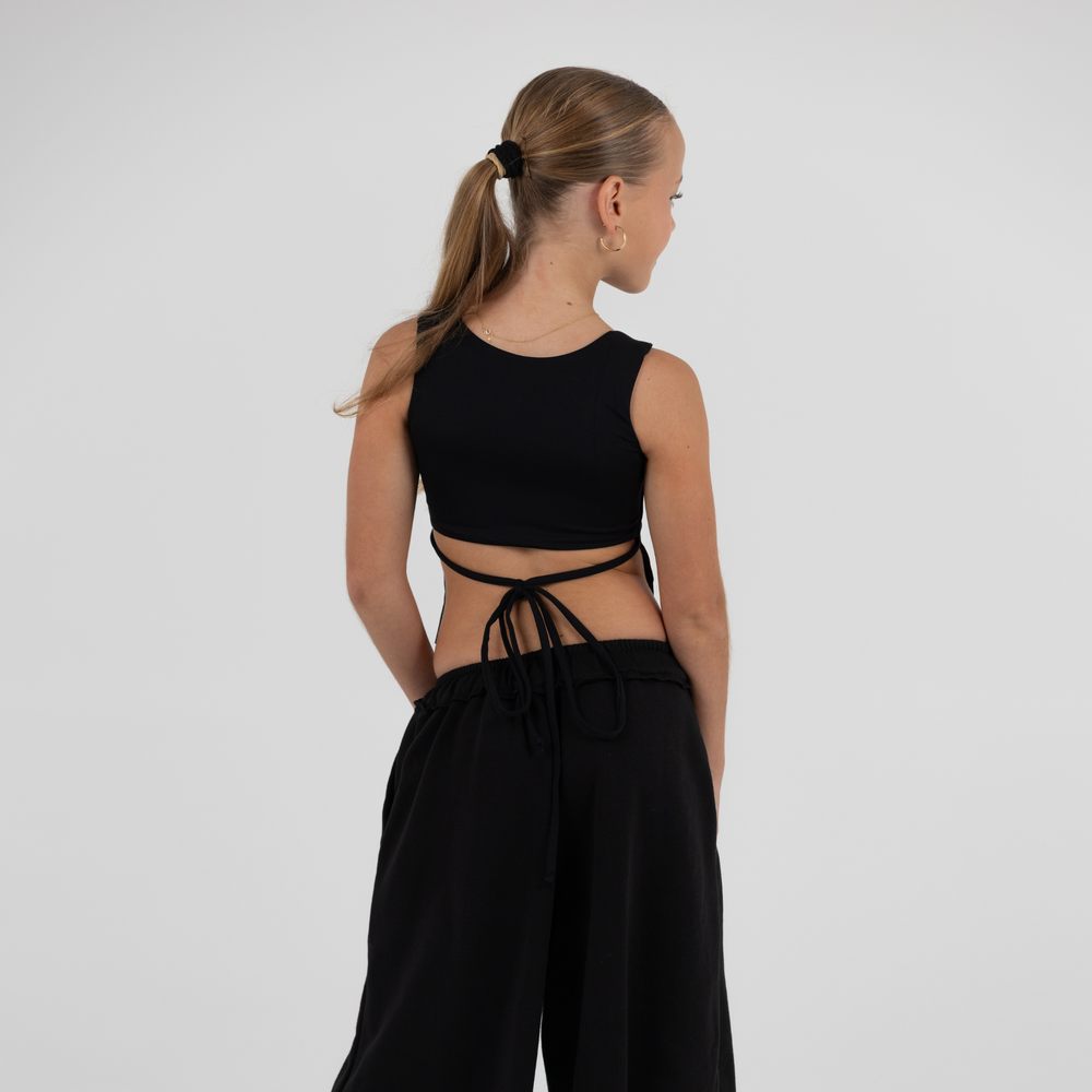 20_da630729 f88e 4e4c bbf0 627075ac328f - CosiG Studiowear UK Lauren Elton Core Crop
